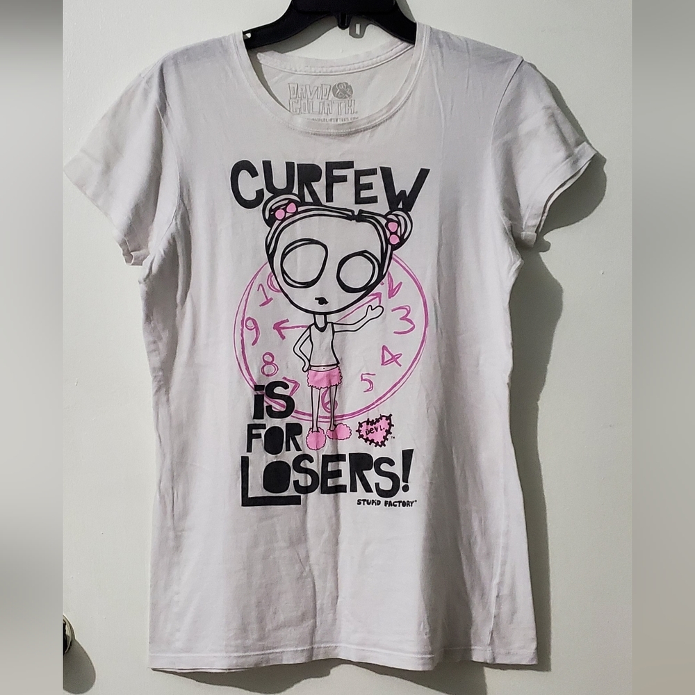 2000s Stupid Factory graphic tee "Curfew is for Losers" in good used condition.